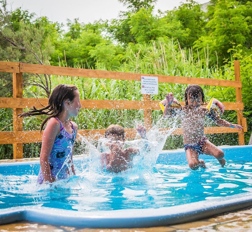 Apartmani Mabele Pag Town Kültér fotó